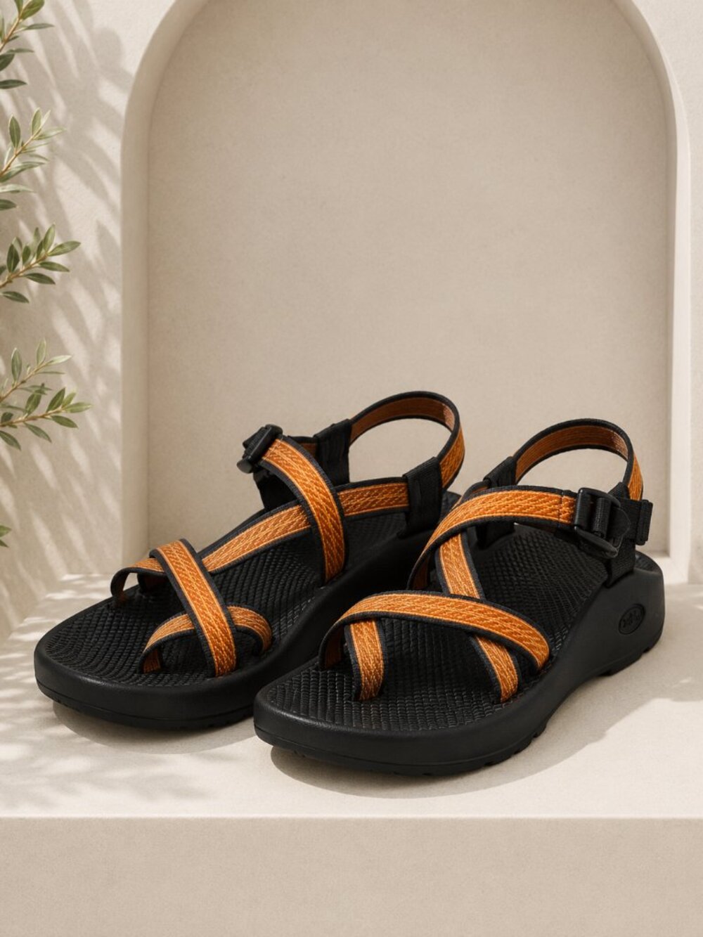 Chaco Z-Series Vibram Sport Sandals Orange Black Men's Size 10 Outdoor Hiking